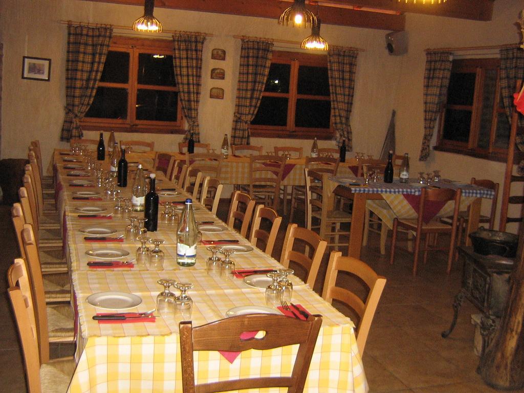 Agriturismo Val Codera Verceia Luaran gambar